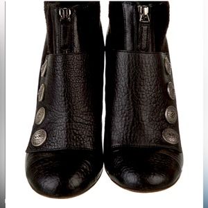 Black leather Chanel boots with knit panels with silver CC  buttons. W 391/5 8.5